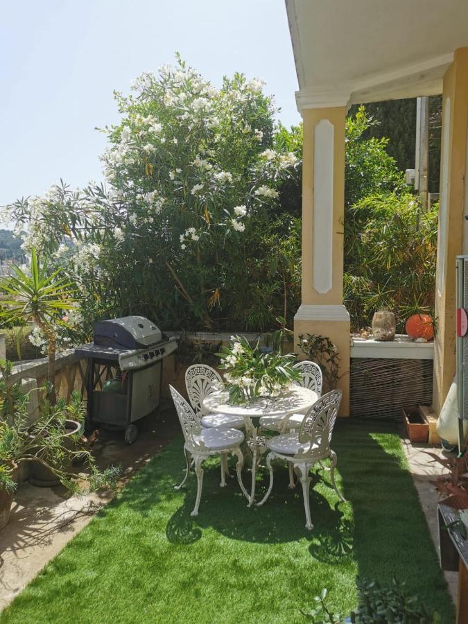 Petit Paradis - St Mandrier Village Saint-Mandrier-sur-Mer Exterior photo